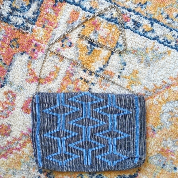Dainty Aztec Beaded Flap Closure Metal Chain Mini Crossbody Bag Gray Periwinkle - Picture 10 of 11
